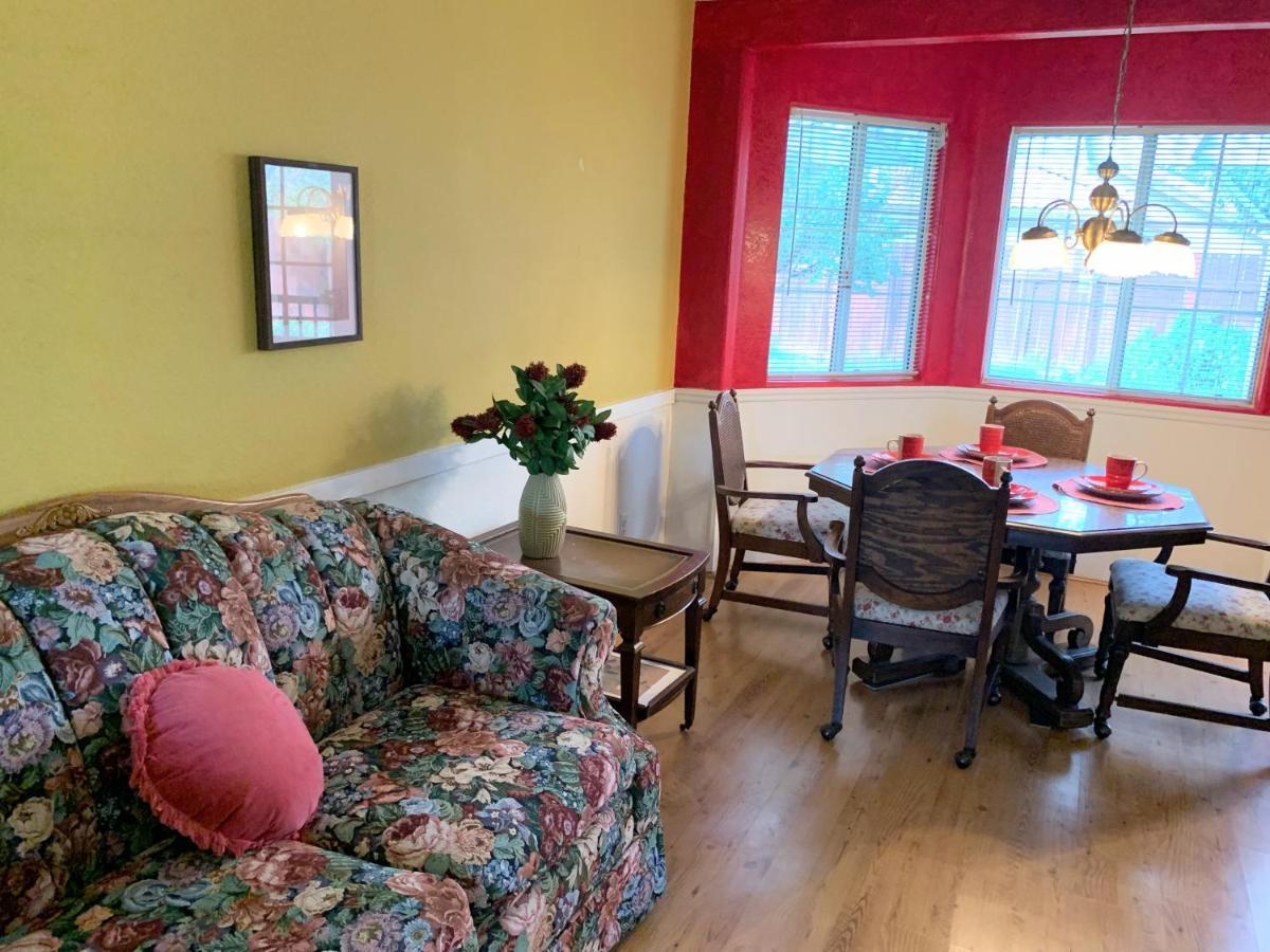 Evergreen Jolly Room With Tv Hemet Exterior photo