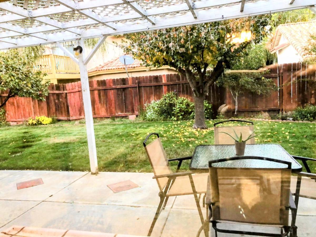 Evergreen Jolly Room With Tv Hemet Exterior photo